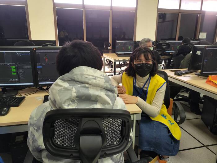 ImgDesc